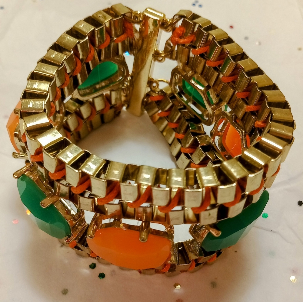 Bracelet
